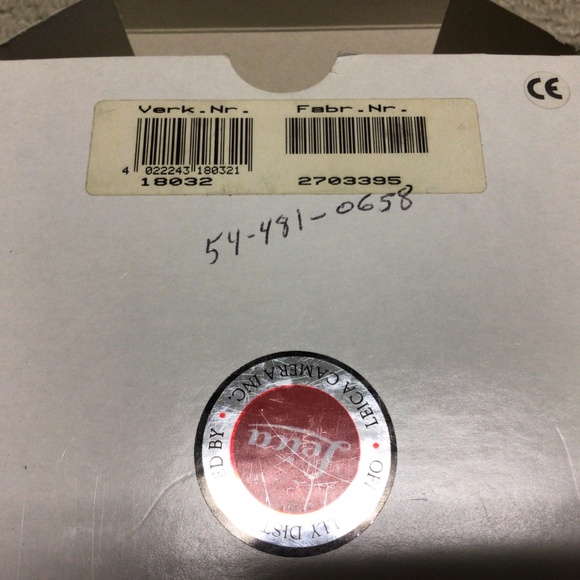 Leica ZX2 Film Camera. Working condition unknown. - Picture 9 of 9